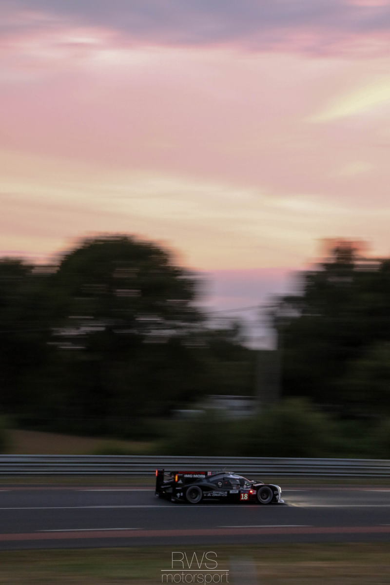 Illustration for article titled Le Mans 24hrs Photo Extravaganza